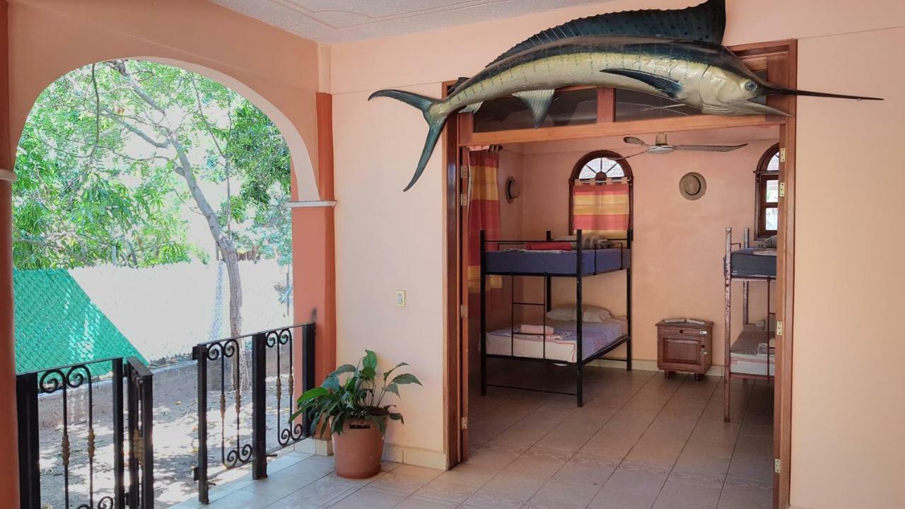 Villa Mango Hostel Puerto Escondido  Exterior photo