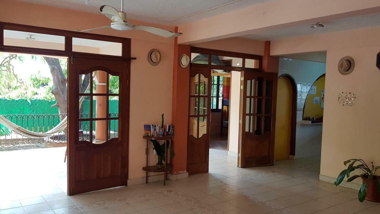 Villa Mango Hostel Puerto Escondido  Exterior photo