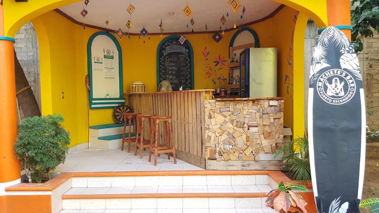Villa Mango Hostel Puerto Escondido  Exterior photo