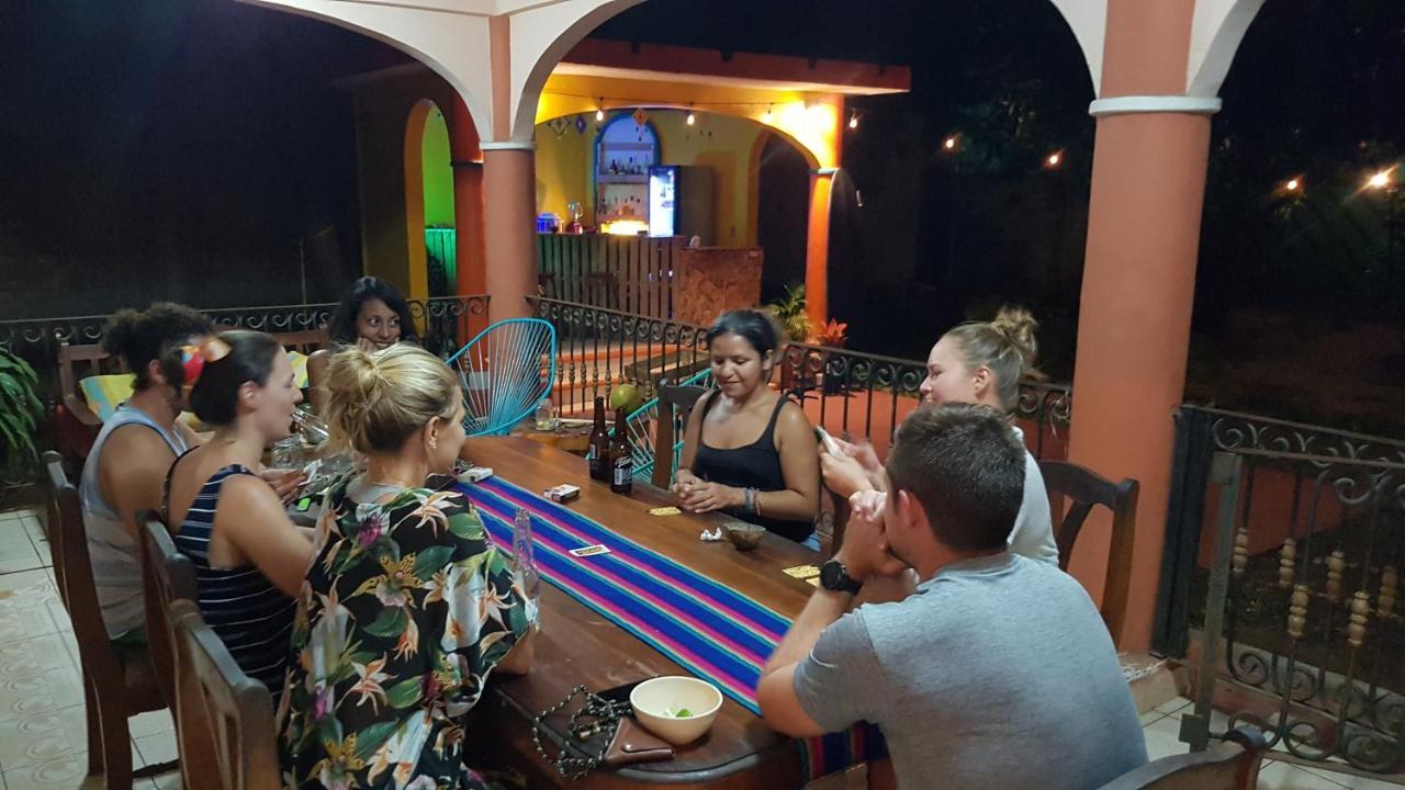 Villa Mango Hostel Puerto Escondido  Exterior photo